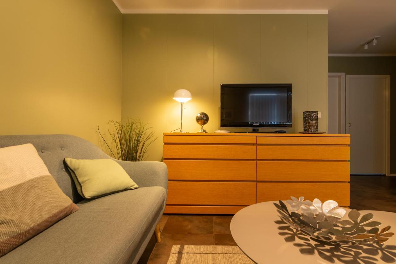 Old Town Modern Apartment Акурейри Экстерьер фото